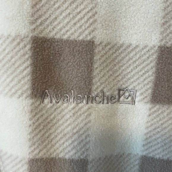 Avalanche Plaid 1/4 Zip Fleece - Picture 5 of 11